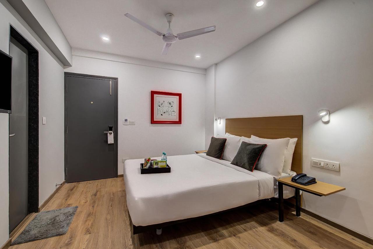 Hotel Unicontinental Mumbai  Buitenkant foto