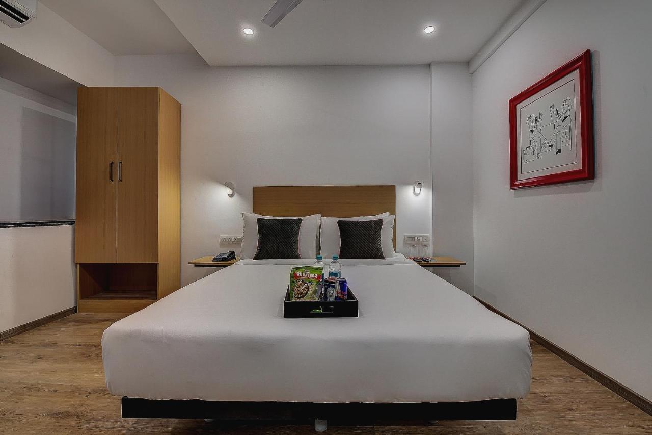 Hotel Unicontinental Mumbai  Buitenkant foto